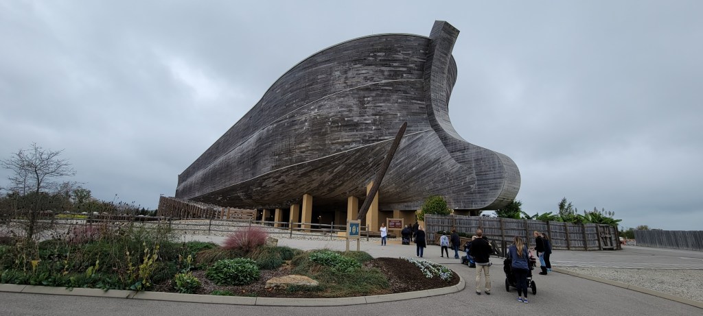 This image has an empty alt attribute; its file name is ky-ark023_b.jpg